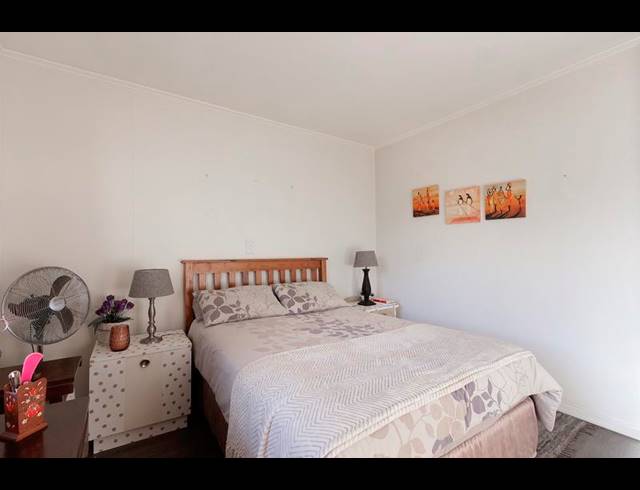 2 BEDROOM PROPERTY TO RENT IN CLAREMONT